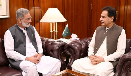 Islamabad 17.08.2026:Speaker Provincial Assembly of KPK Babar Saleem Swati called on Speaker National Assembly Sardar Ayaz Sadiq at Parliament House.